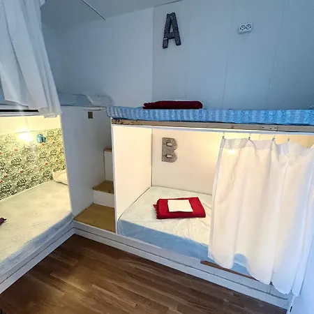 Backpackers Eras Hostel