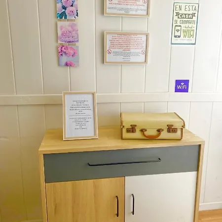 אכסניה Backpackers Eras